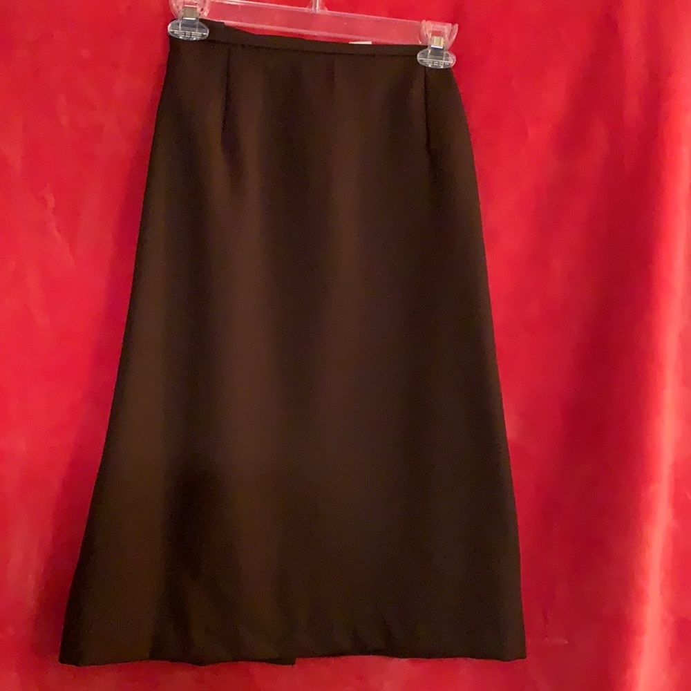 Two piece Danillo suit, sz 6, Brown and white. - Picture 4 of 5